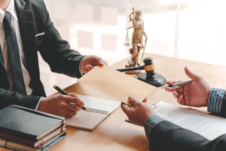 Civil Fraud Lawyer Toronto: Understanding Fraud Allegations, Legal Risks, and Defence Options in Ontario
