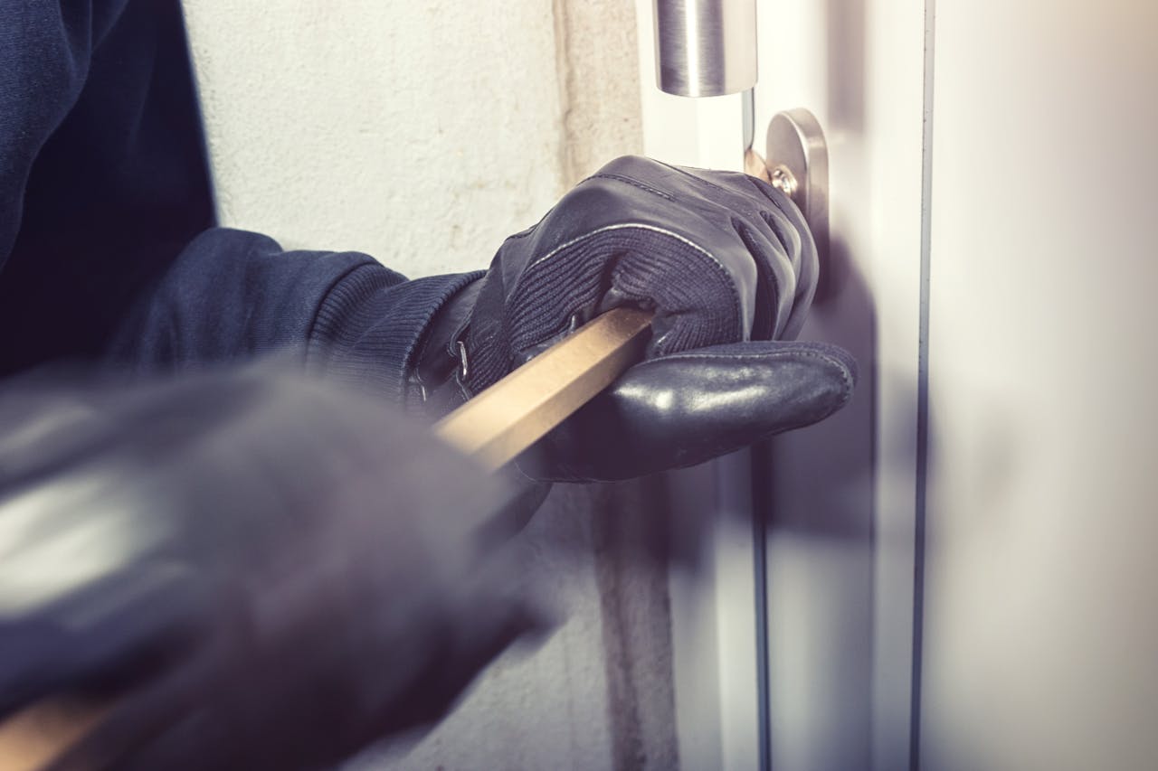 Break and Enter Lawyer Toronto: What to Know About Break and Enter Charges in Toronto